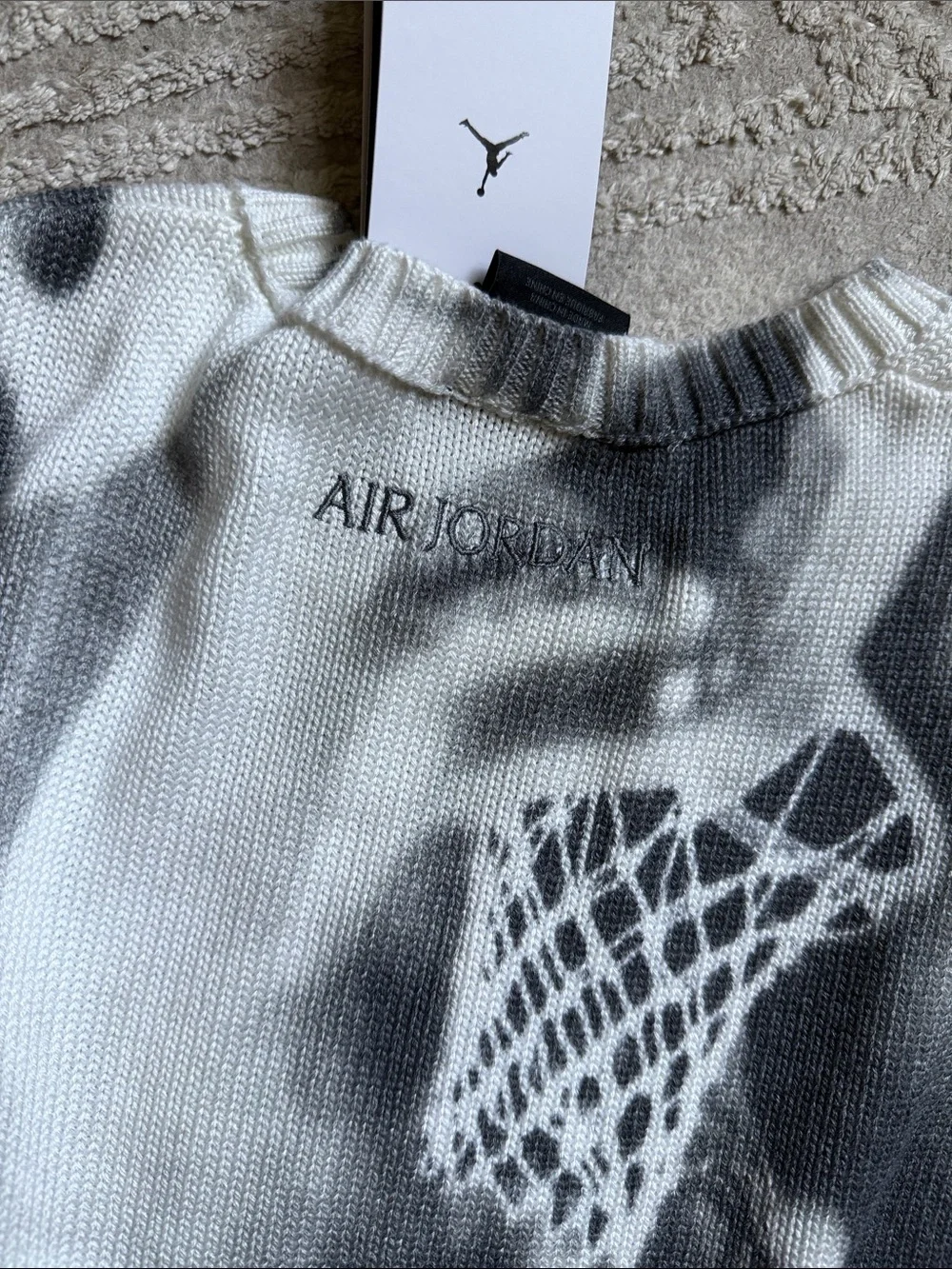 NWT Air Jordan Basketball Graphic Crewneck Sweater
